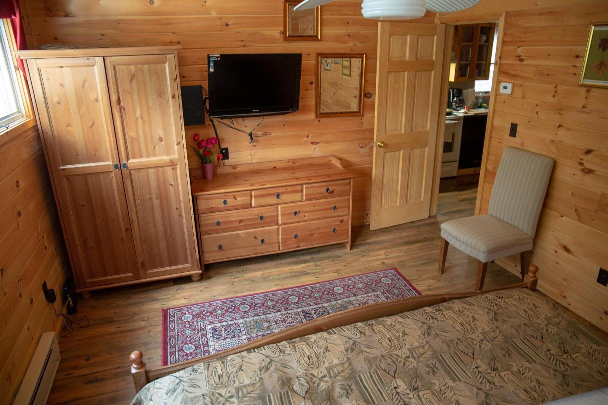 Motel Long Lake And Cottages Esterno foto
