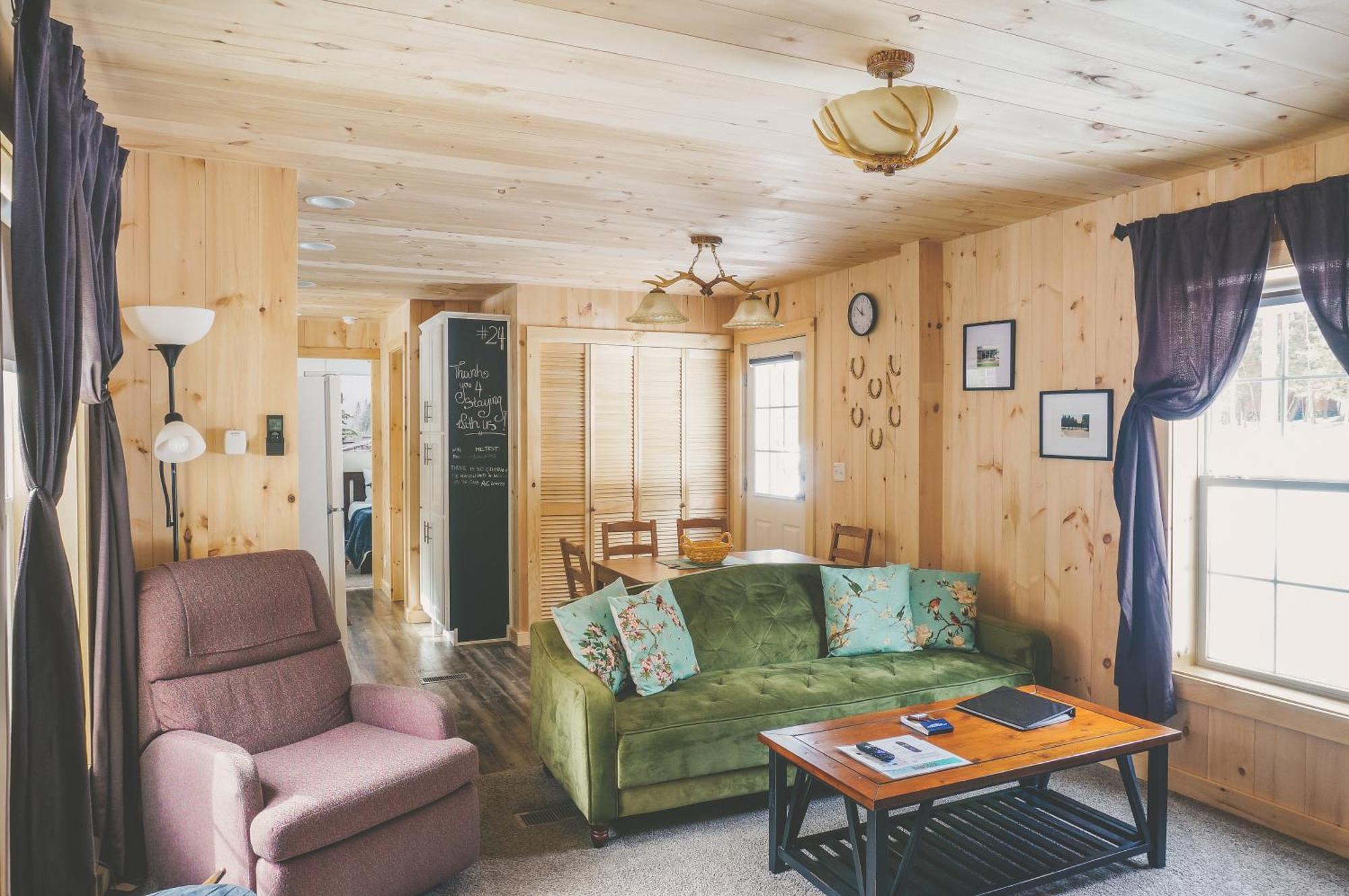 Motel Long Lake And Cottages Esterno foto